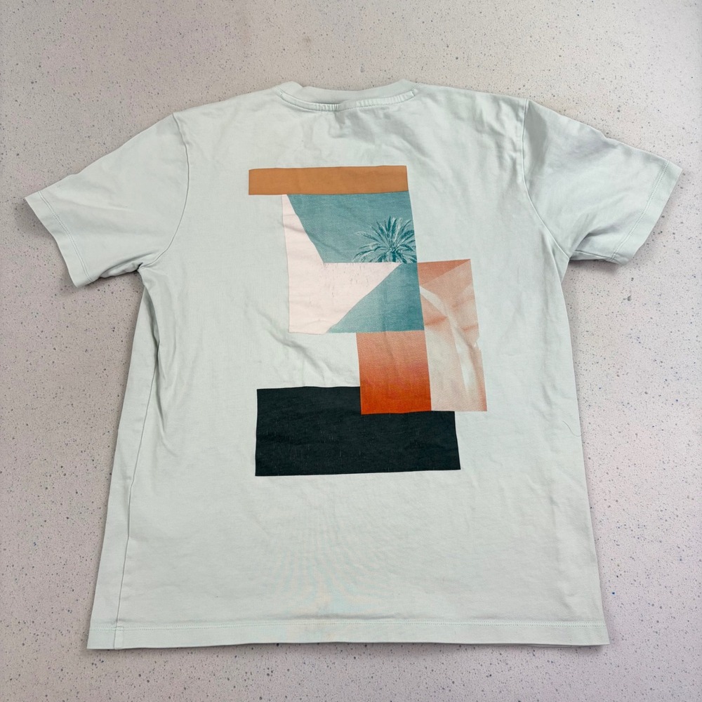 BOSS Mens T-Shirt L‎ Light Blue Minimalist Abstract Quiet Luxury Palm Graphic